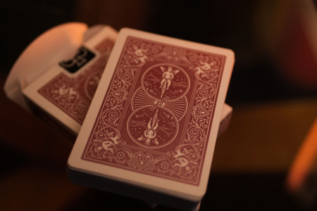 Jeu Bicycle Métallique (Rubis) Jeu Bicycle Métallique (Rubis)