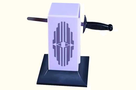 Crystal Cleaver Crystal Cleaver